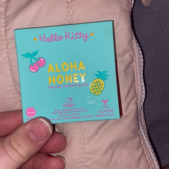 colourpop x hello kitty “aloha honey” blush - Picture 3 of 12